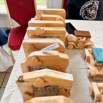 Horloge de table en bois « Maison »