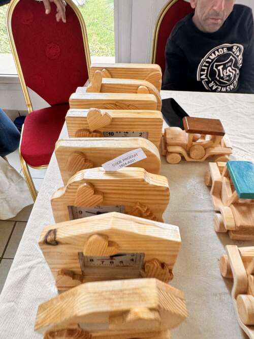 Horloge de table en bois « Maison »