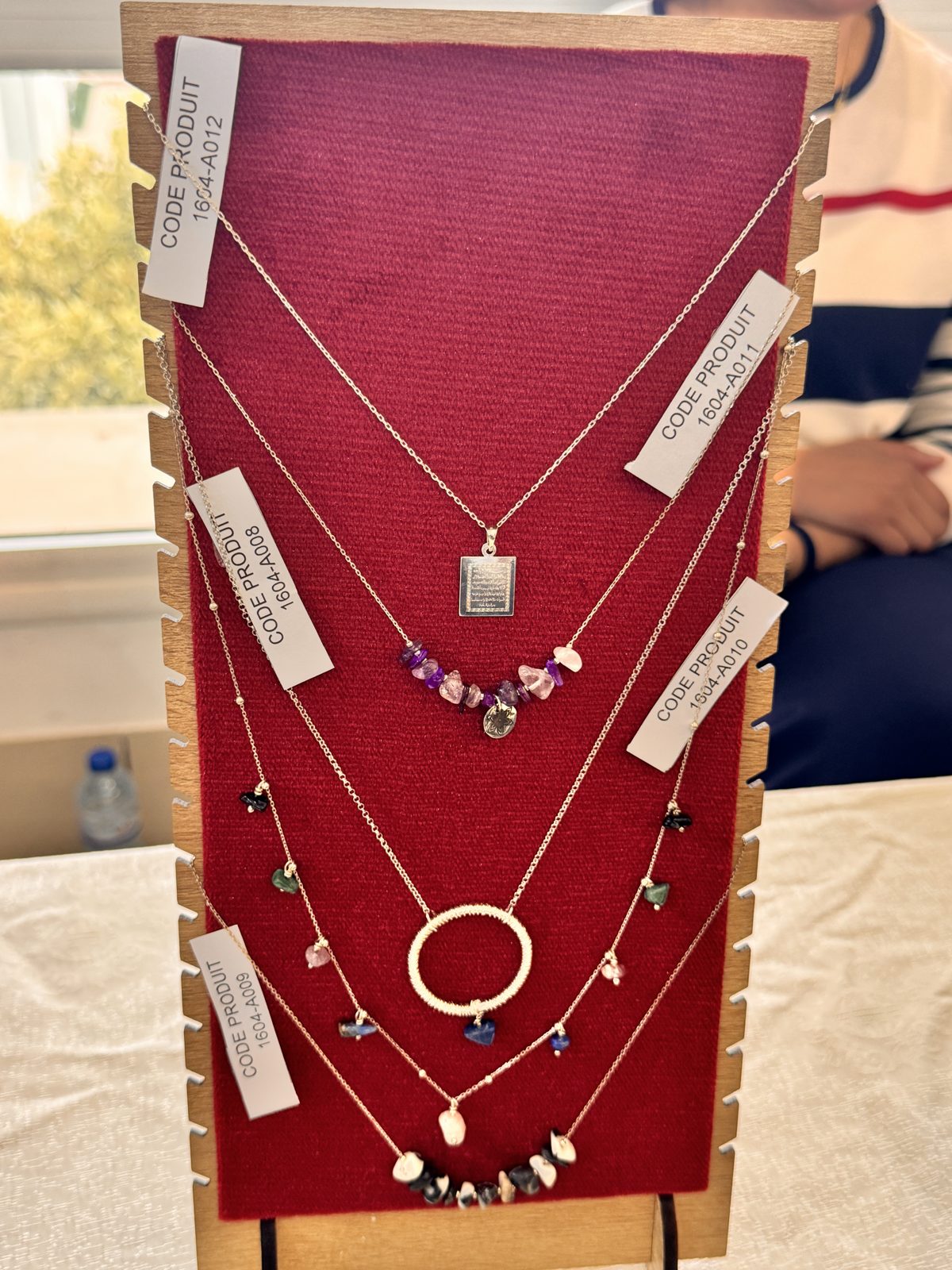 Collier fantaisie en argent, anneau et perles