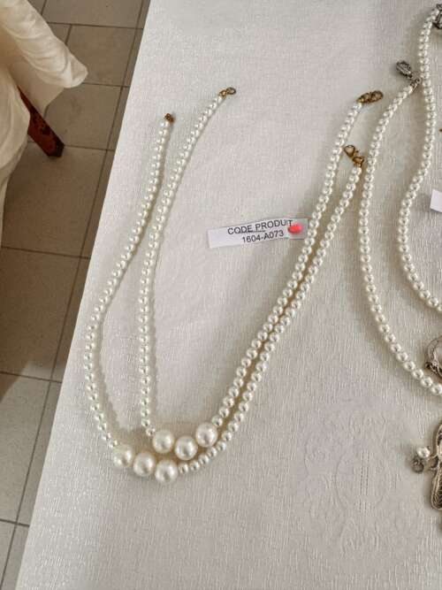 Collier de perles nacrées