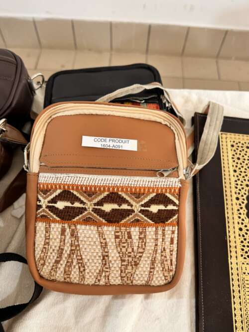 Sac bandoulière en cuir et kilim
