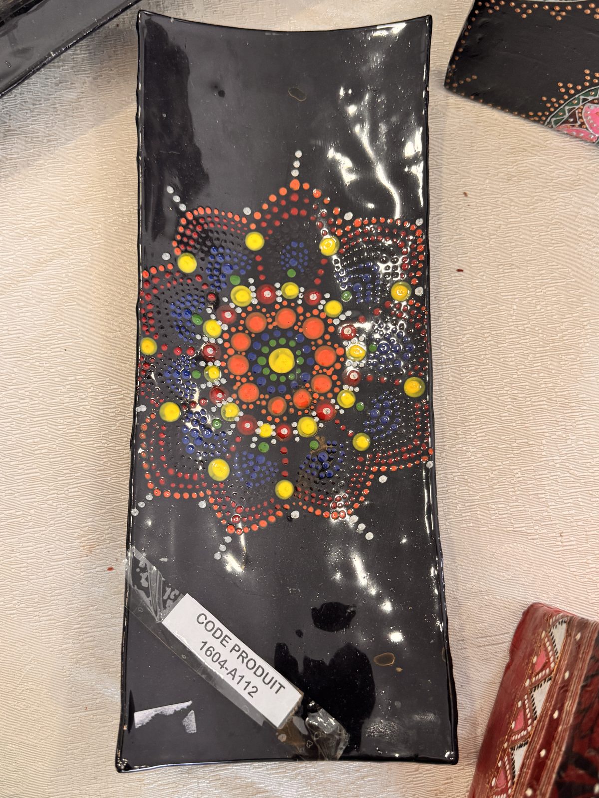 Plat en verre fusionné à mandala