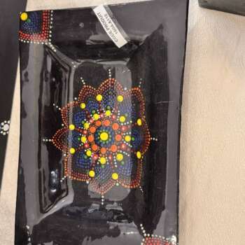 Plat en verre fusionné « Mandala »