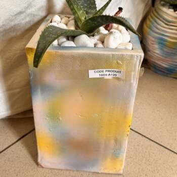 Cache-pot peint effet aquarelle