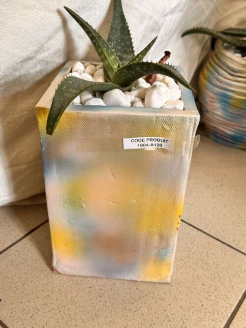 Cache-pot peint effet aquarelle