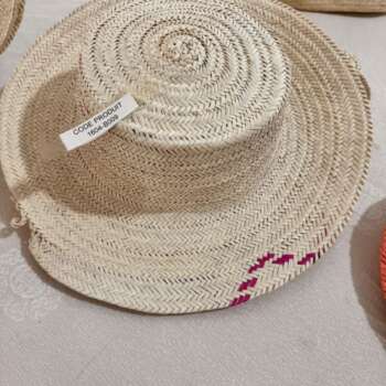 Chapeau en palmier à motif spiralé