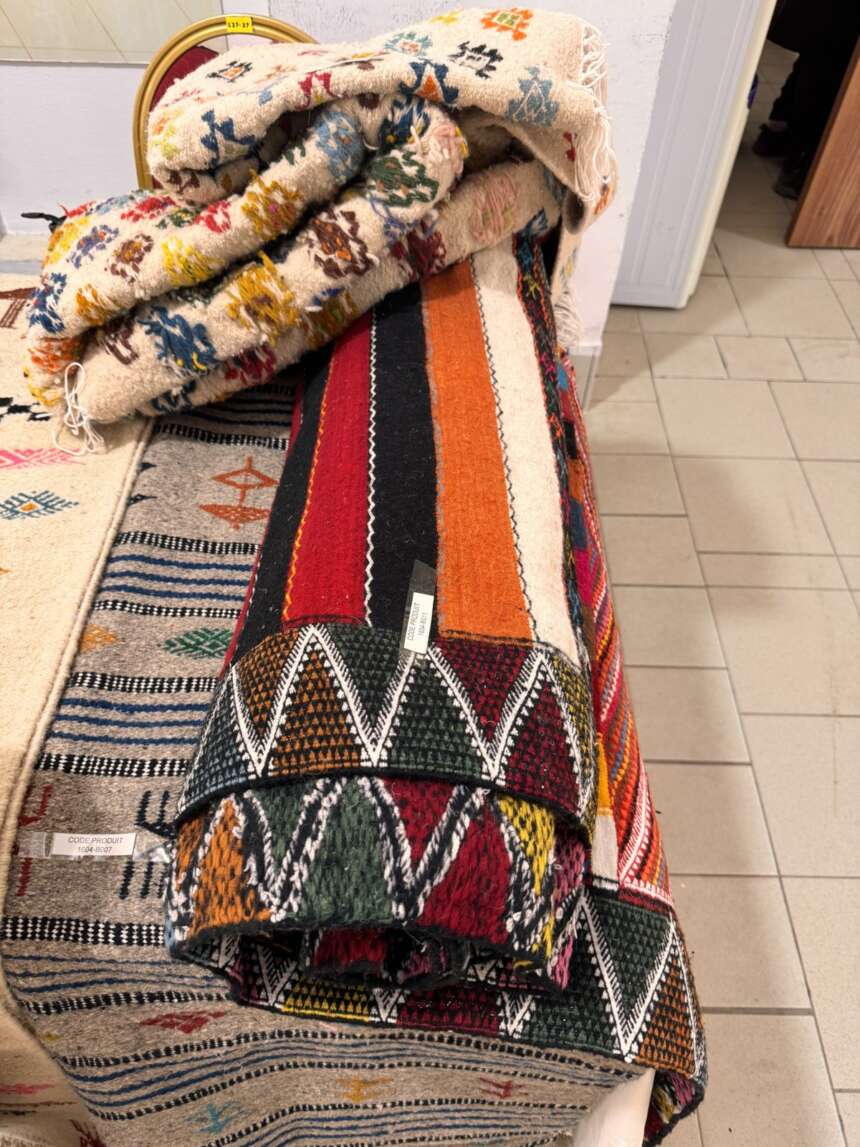 Tapis kilim à rayures
