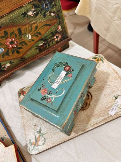 Coffret à bijoux en bois peint turquoise