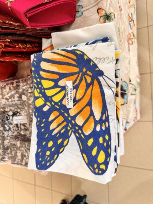 Foulard imprimé motif papillon