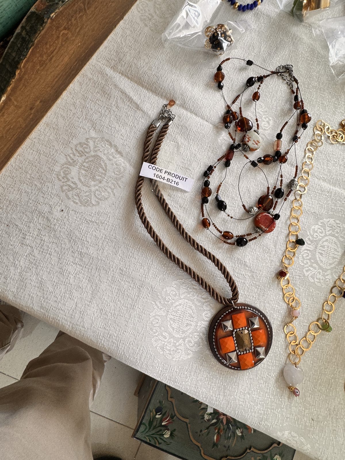 Collier à pendentif mosaïque