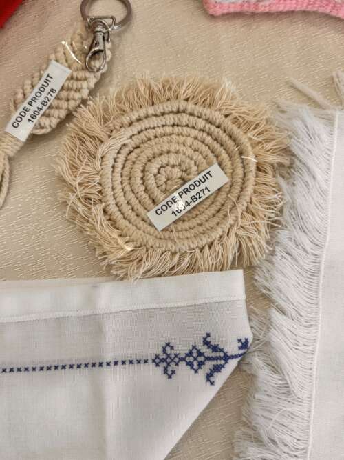 Porte-clés et dessous-de-verre en fibres