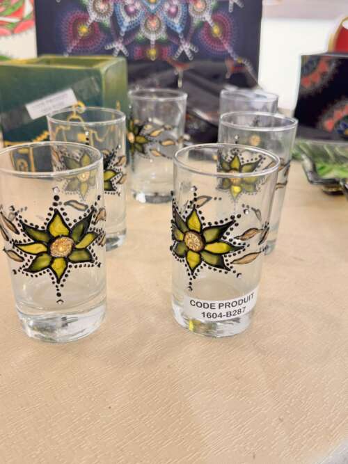 Verres à thé peints (lot)