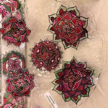 Coupelles en verre à mandalas peints (lot)