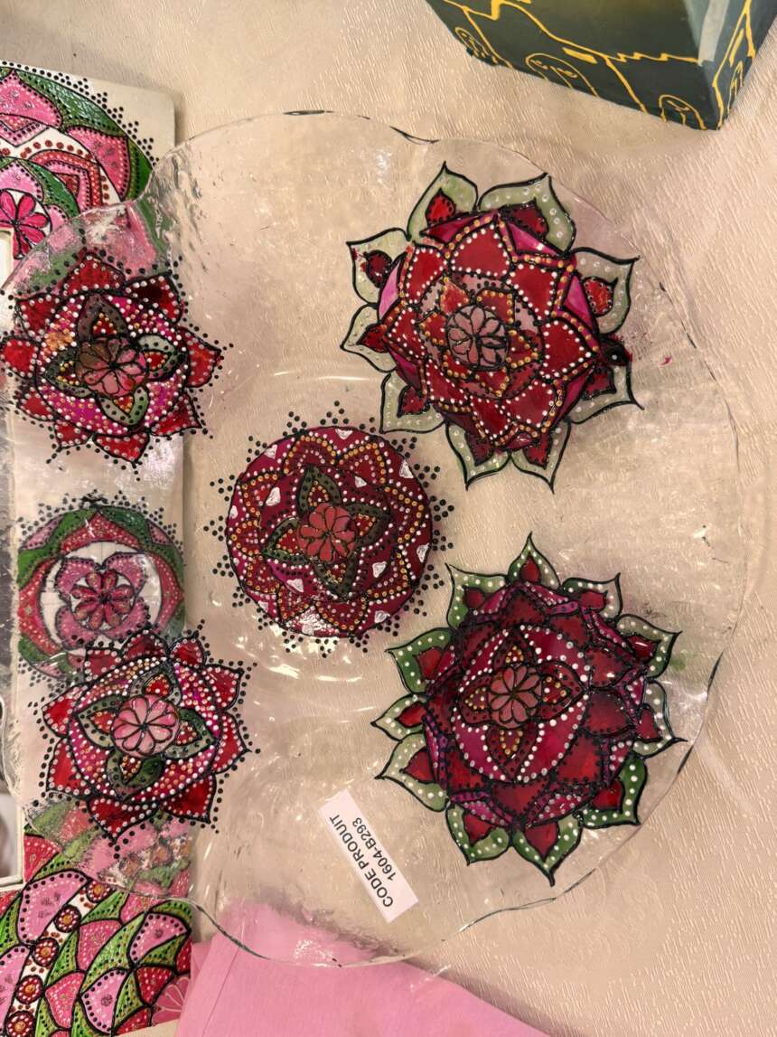 Coupelles en verre à mandalas peints (lot)