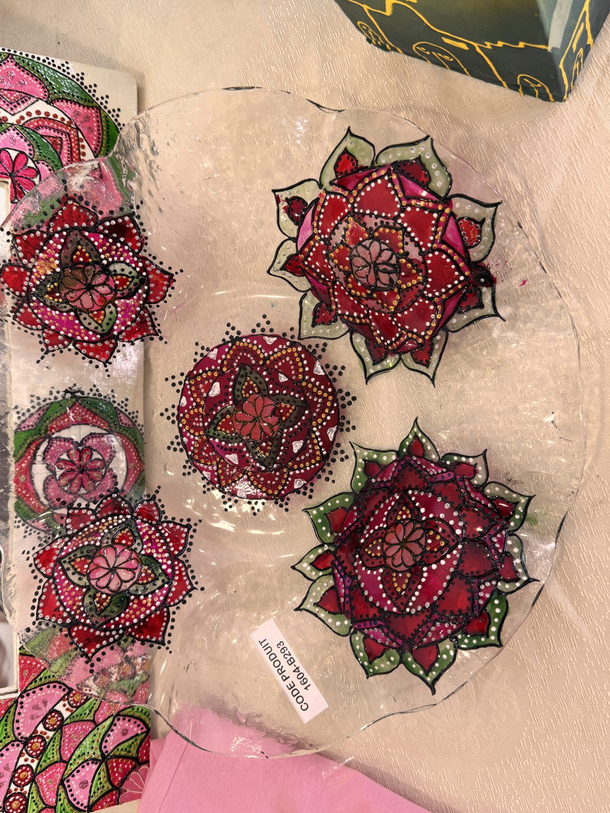 Coupelles en verre à mandalas peints (lot)