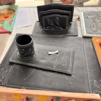 Set de table en cuir et rond de serviette
