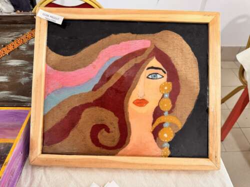 Tableau peint « Femme aux cheveux au vent »