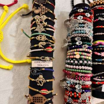 Bracelets à breloques (lot)