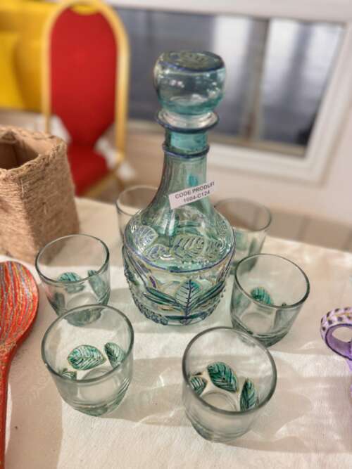Service à liqueur en verre peint