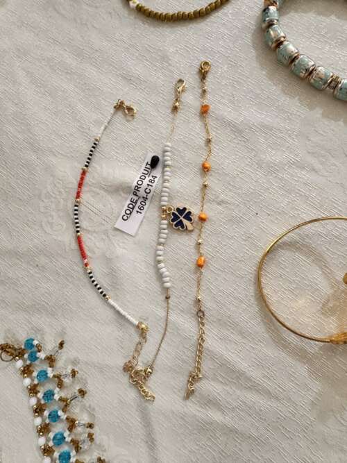 Bracelets perlés (lot)