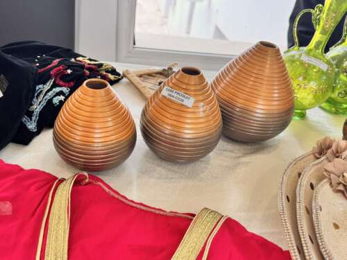 Vases en bois tourné (lot)