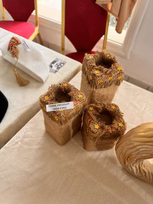 Pot décoratif en jute à étoiles