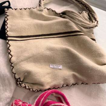 Sac cabas écru brodé