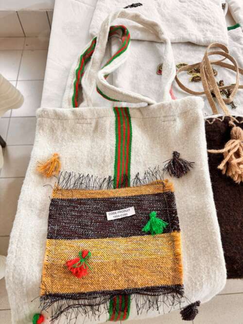 Sac tissé en laine à motif coloré