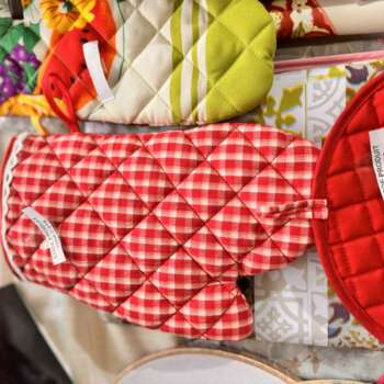 Gant de cuisine matelassé vichy rouge