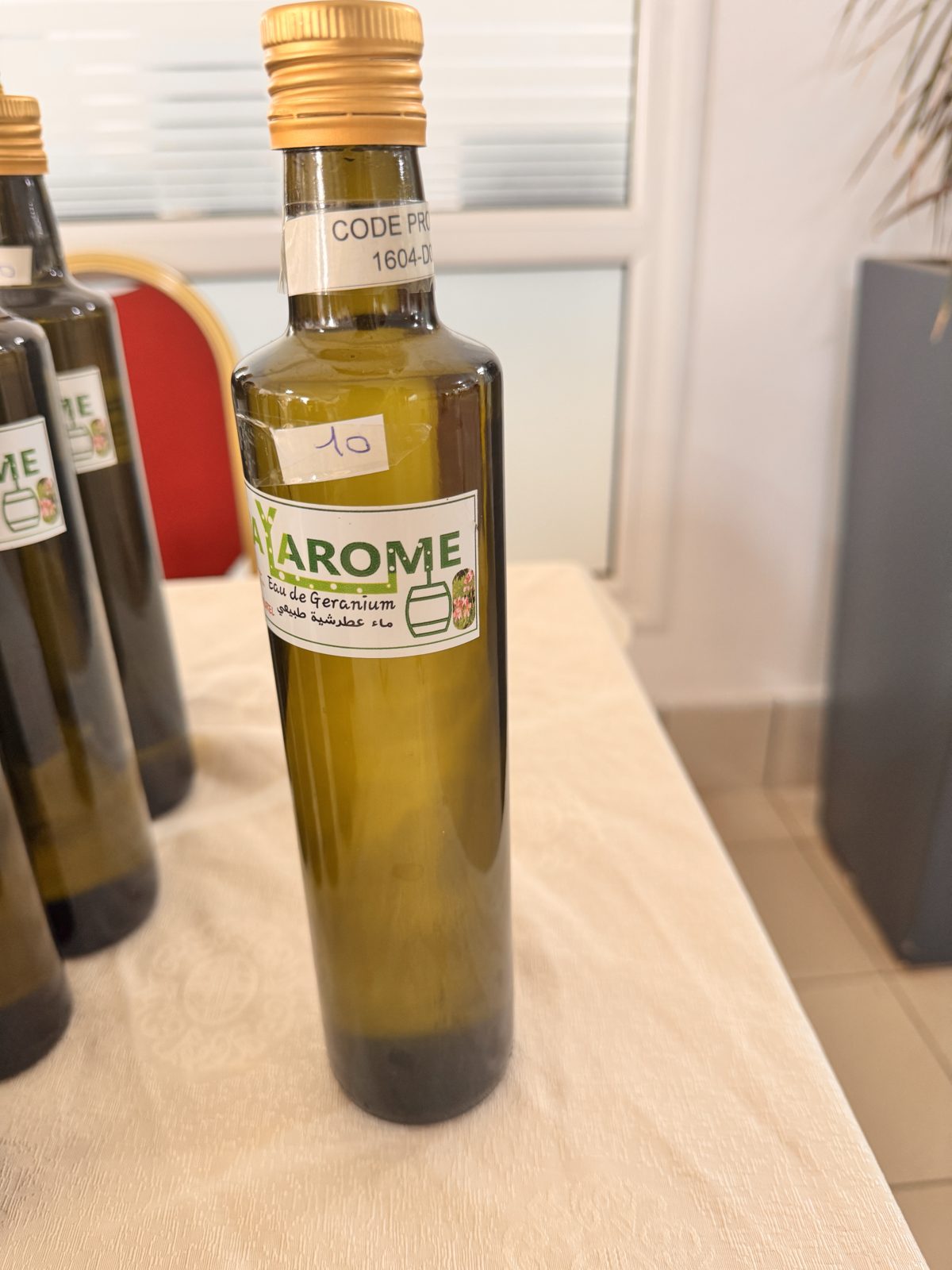 Eau florale distillée BAYAROME (flacon décoratif) - Image 3