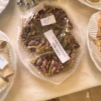 Gâteaux à la pistache et bouton de rose