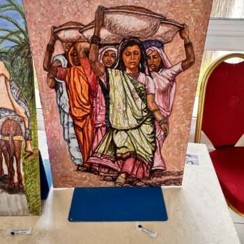 Tableau tissé « Femmes en tenue traditionnelle »