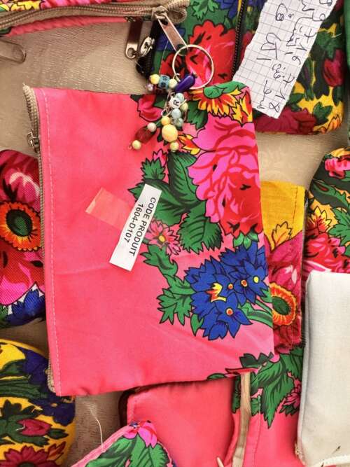 Pochette en tissu à motif floral