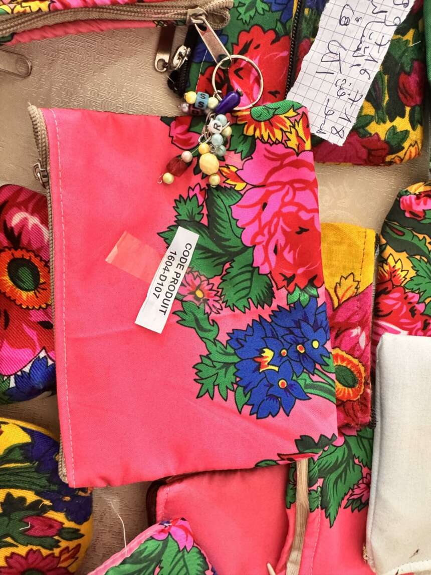Pochette en tissu à motif floral