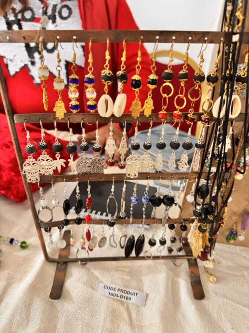 Boucles d'oreilles fantaisie dorées et coquillage